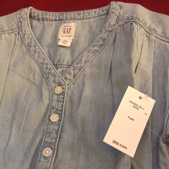 ❌SOLD❌ New Gap Baby Denim Romper -4T - Picture 2 of 3